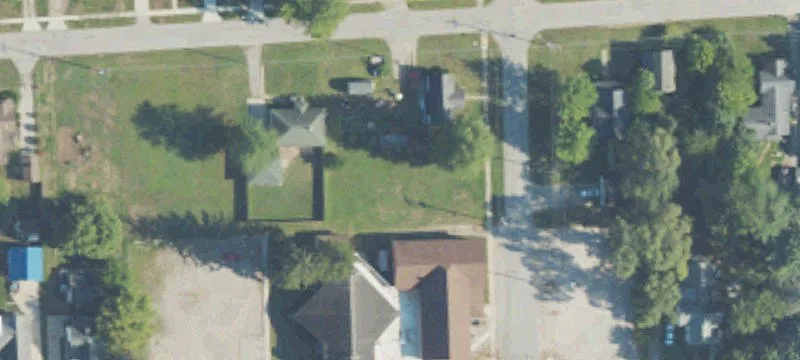137 Maple St