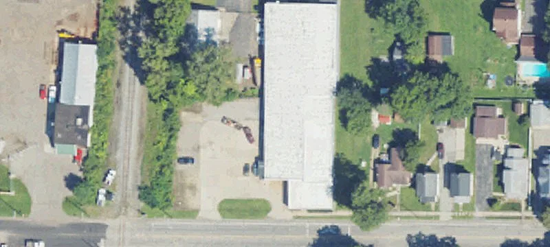 144 Monroe St