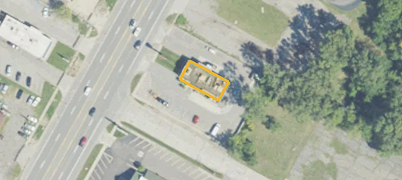34330 Groesbeck Hwy