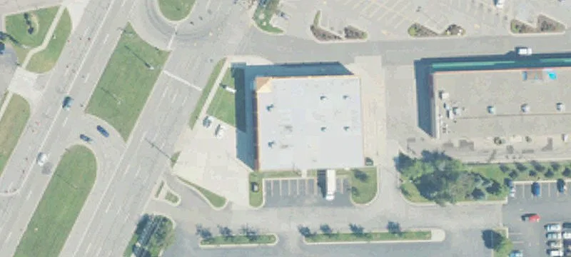 33800 Gratiot Ave