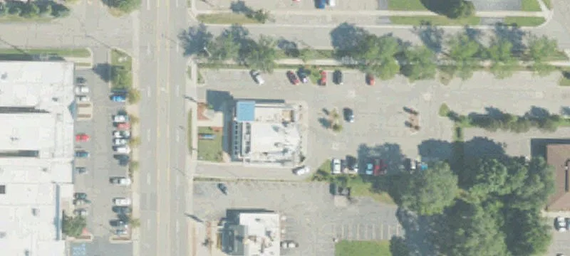 1213  Ave