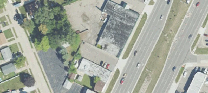 28651 Gratiot Ave