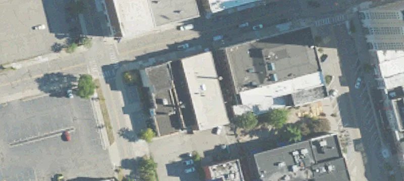 15 Lawrence St