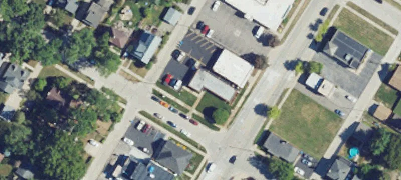2250 Monroe St