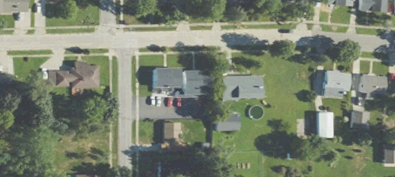 402 Poplar St