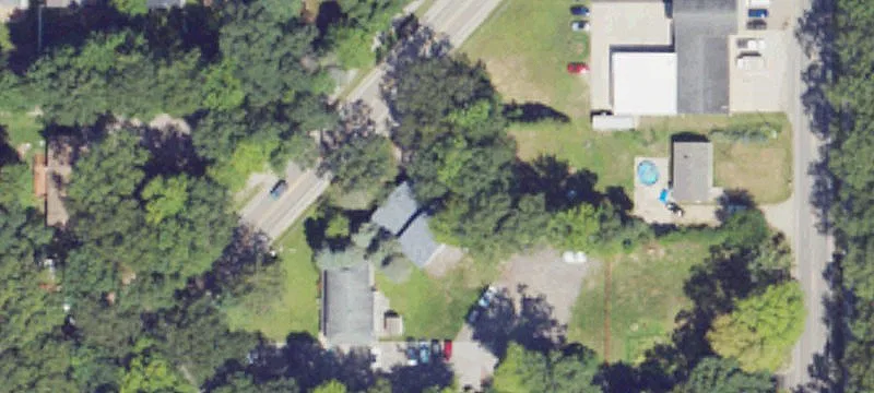 19100 Fruitport Rd