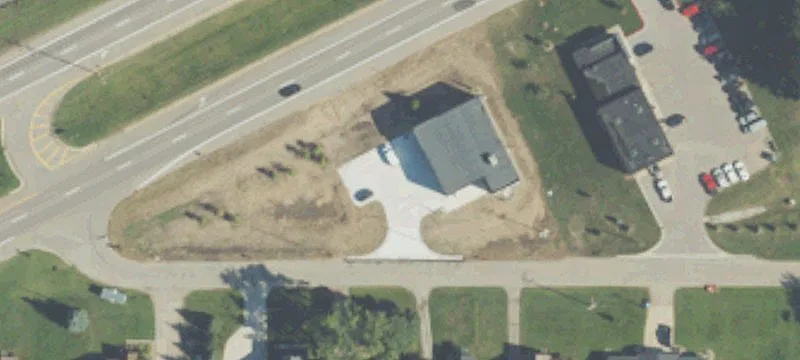 1100 Chicago Dr