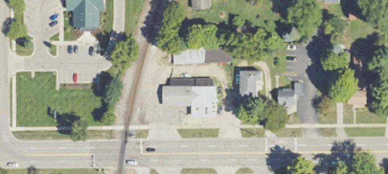 504 Lawrence Ave
