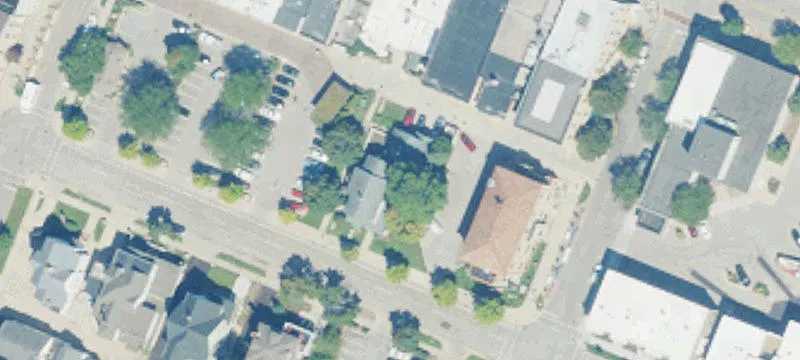 225 Franklin Ave