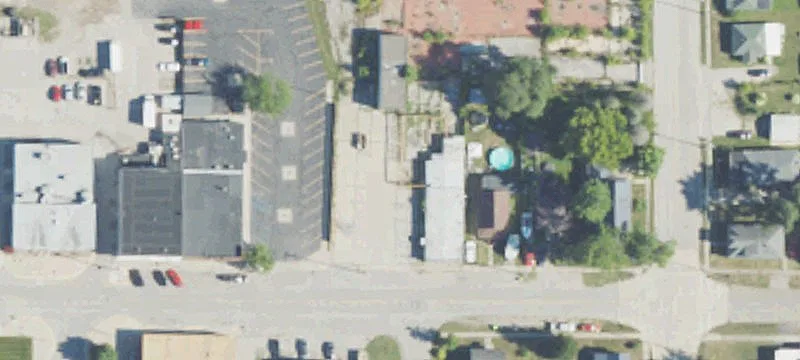 203 2nd St