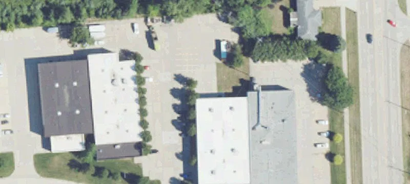 15117 Commercial Dr