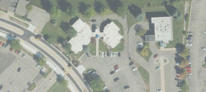 3737 Lk Eastbrook SE Blvd