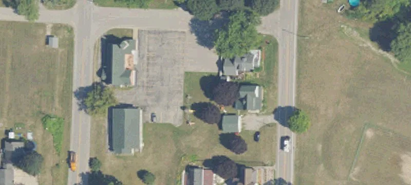 6337 Elm St