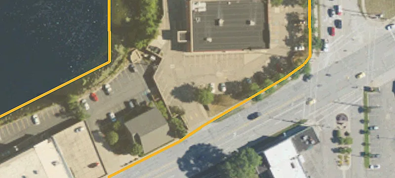 3000 Orch Lk Rd