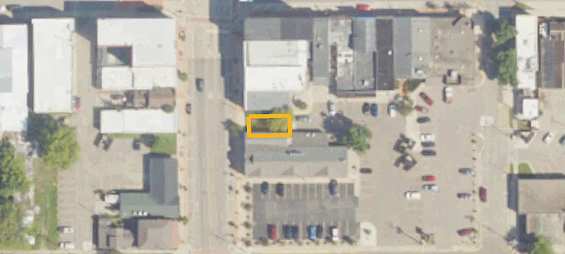 123 Main St