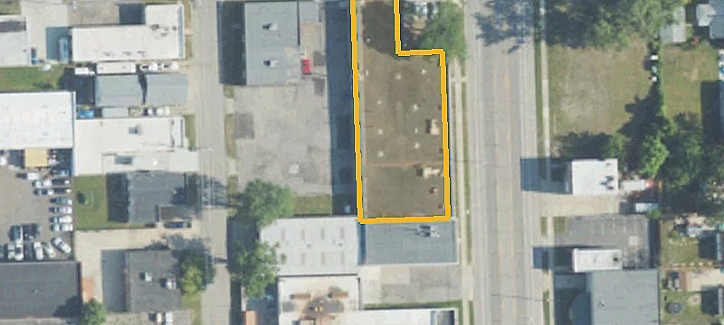 2435 Hilton Rd
