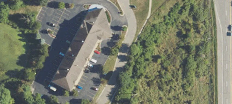 1055 Aaron Dr