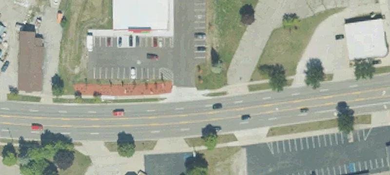 307 Huron Rd
