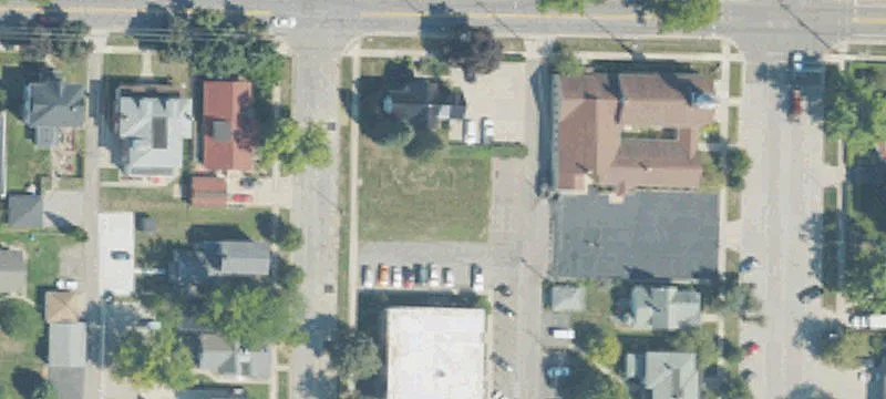 420 Ball St