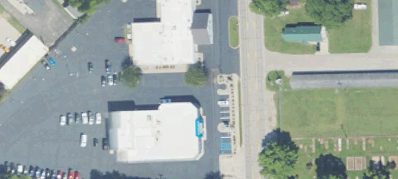 425 Ellington St