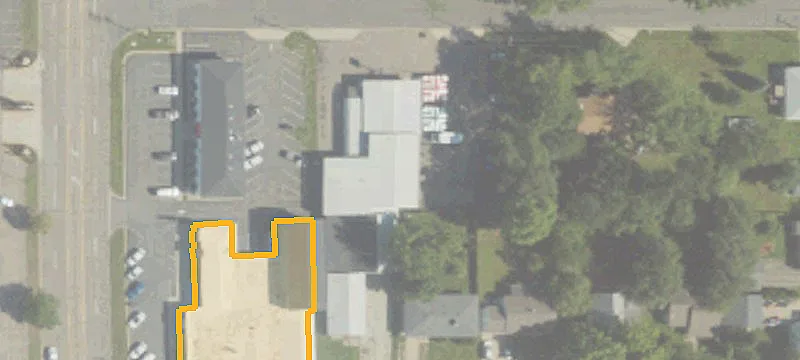 951 Surby Ave