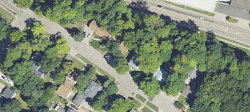 391 James St