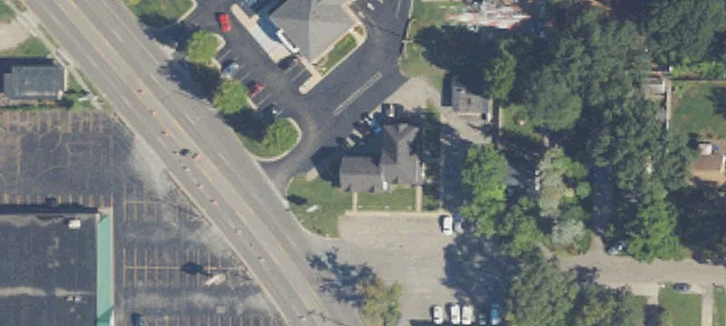 313 Riv Ave