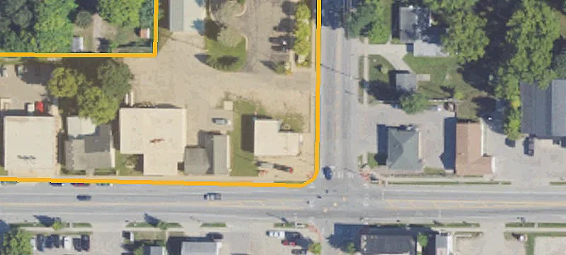 100 Main St