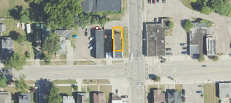 107 Oak St