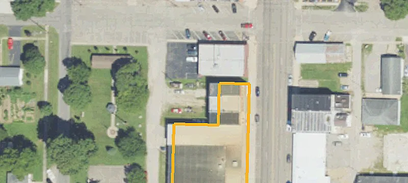 121 Main St