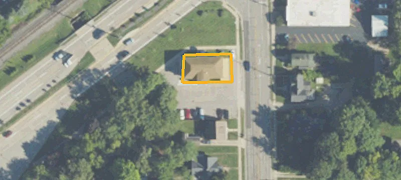 3214 Chicago Dr