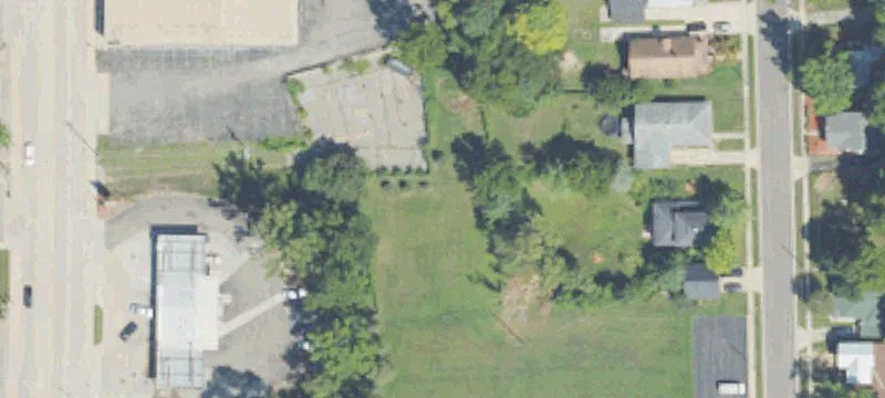 402 Dexter St