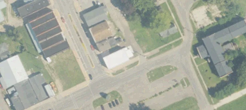 253 3rd St