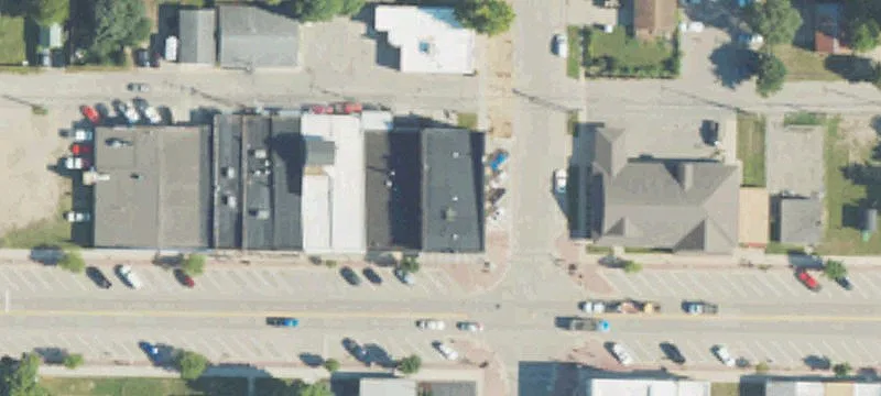 302 Wright Ave