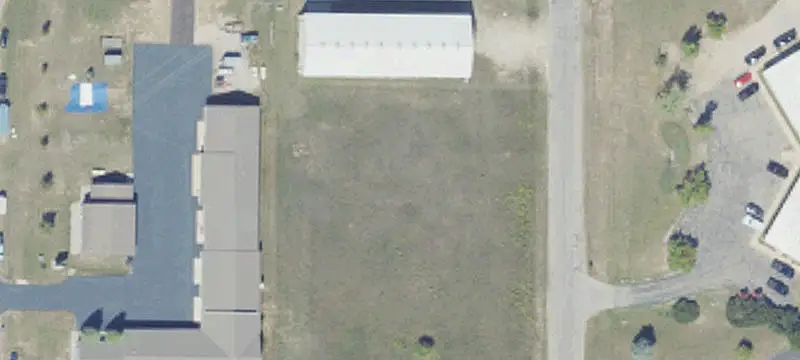 960 Commerce Dr