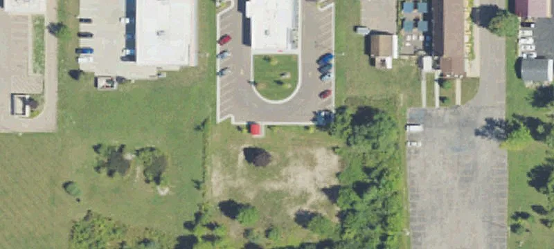 886 Saginaw Hwy