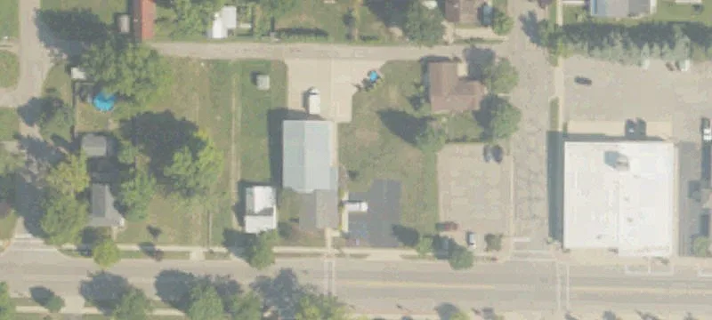 212 Superior St