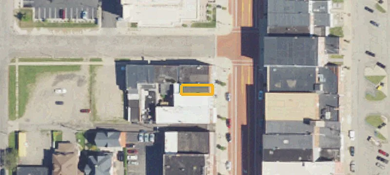 300 Superior St