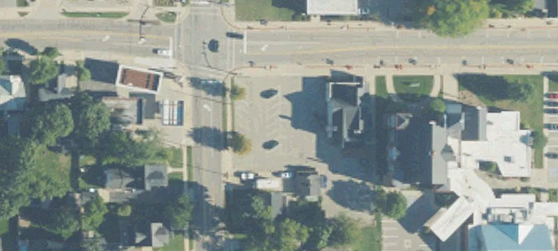 10 Main Ave