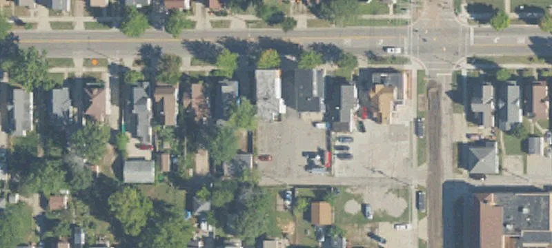 120 16th St