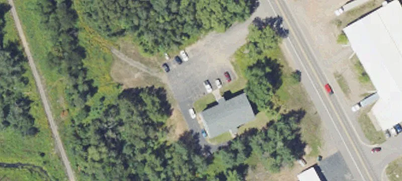 605 Lakeshore Dr
