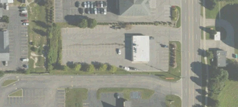 490 Waverly Rd
