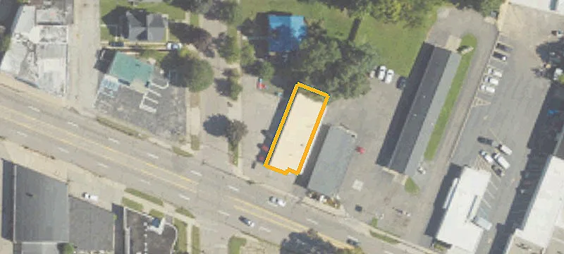 1370 Michigan W Ave