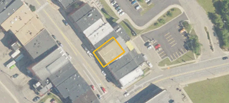 7 Main St