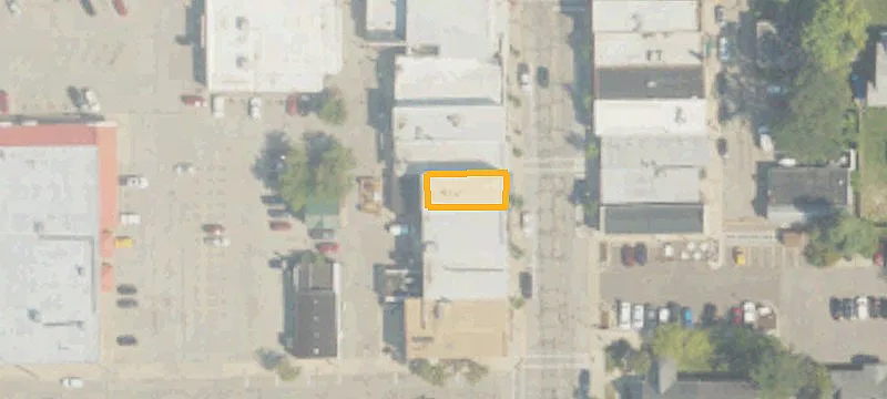 128 Main St