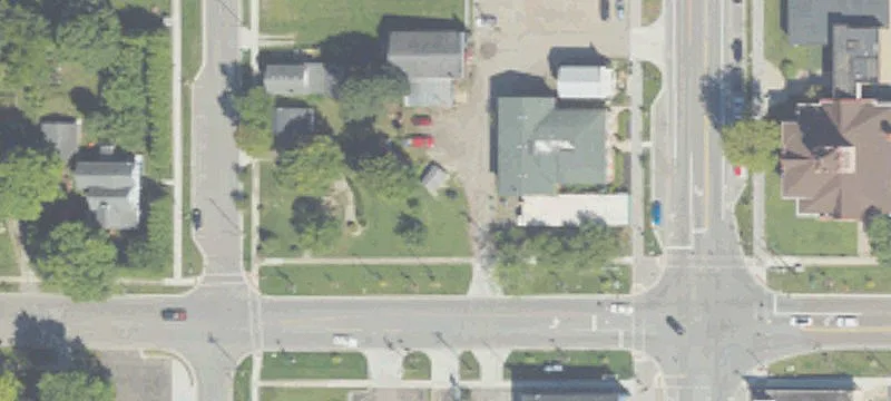 109 Broadway St