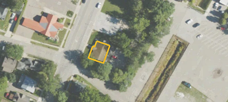 141 Main St