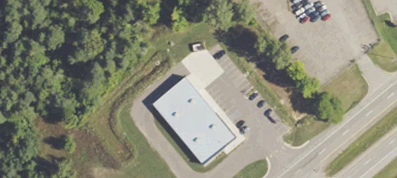 6899 Lansing Rd