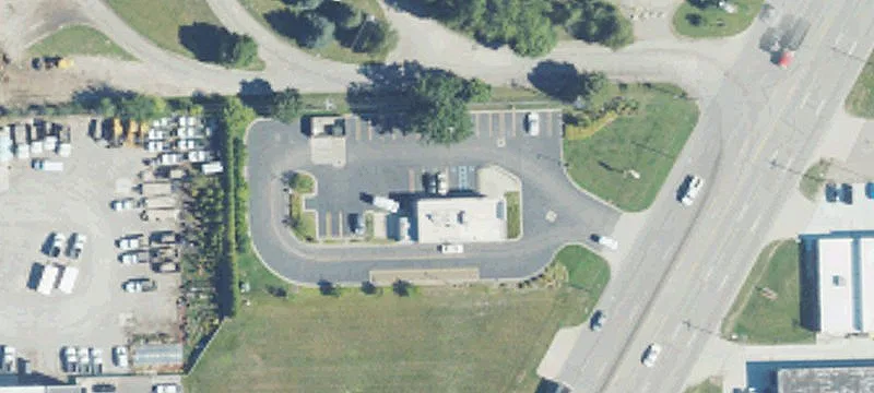 28285 Groesbeck Hwy