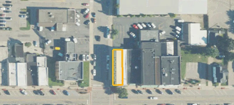 201 Main Ave